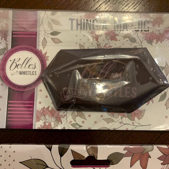 Dixie Belle Silkscreen Stencils Western Boho with Thingamajig Applicator - Picture 3 of 5